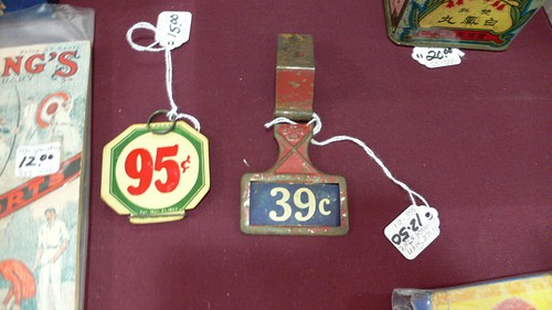 How important is cost when hiring a bankruptcy attorney ?